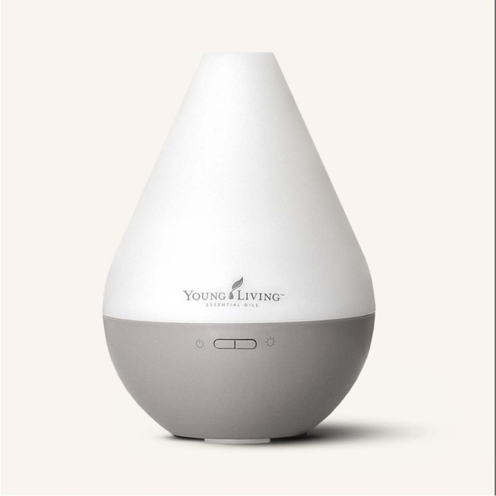 Young Living Dewdrop Essential Oil Diffuser new in box